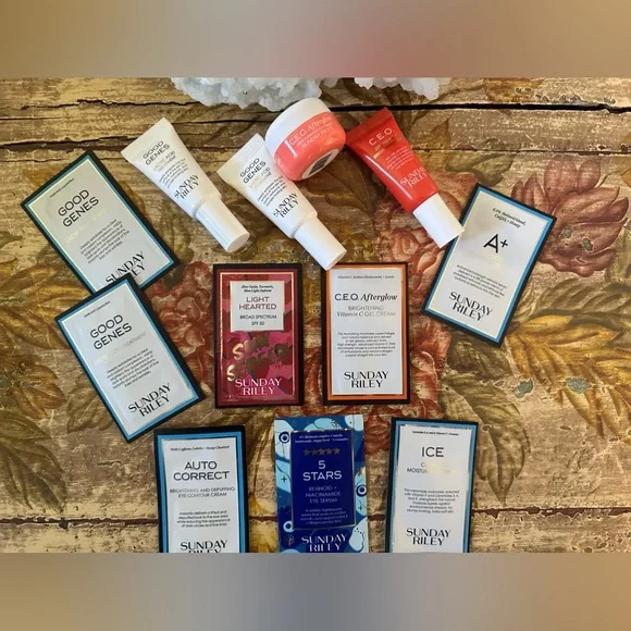🦋Sunday Riley Bundle - Picture 2 of 9
